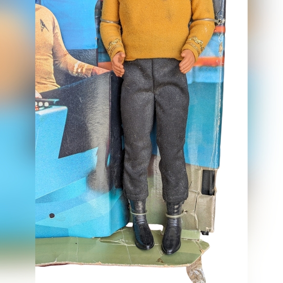 Barbie & Ken Star Trek Gift Set (30th Anniversary Collector Edition) 1996 Mattel - Picture 7 of 12